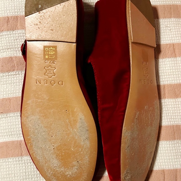 Doen Mary Jane Red Velvet Flats - Picture 4 of 5